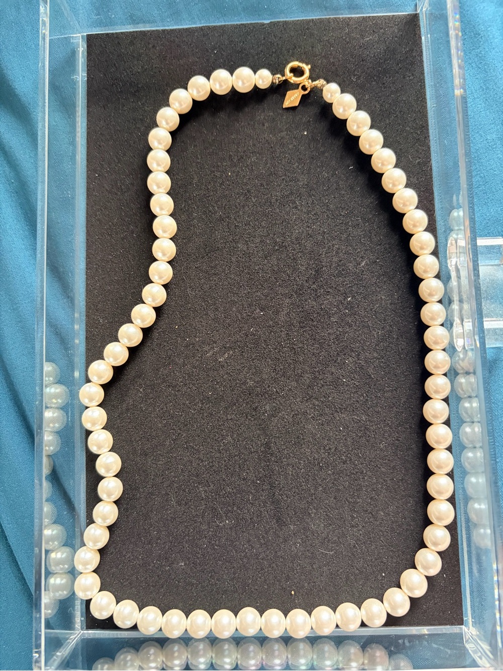 Vintage Sarah Coventry Faux Pearl Necklace Cream Beads Gold Tone Signed